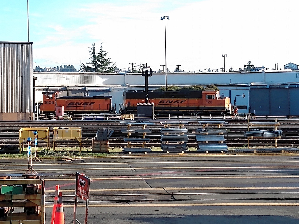 BNSF 3606